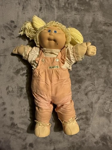 Vintage Cabbage Patch Kids Doll Coleco – Blonde Hair – Peach Outfit Original Tag