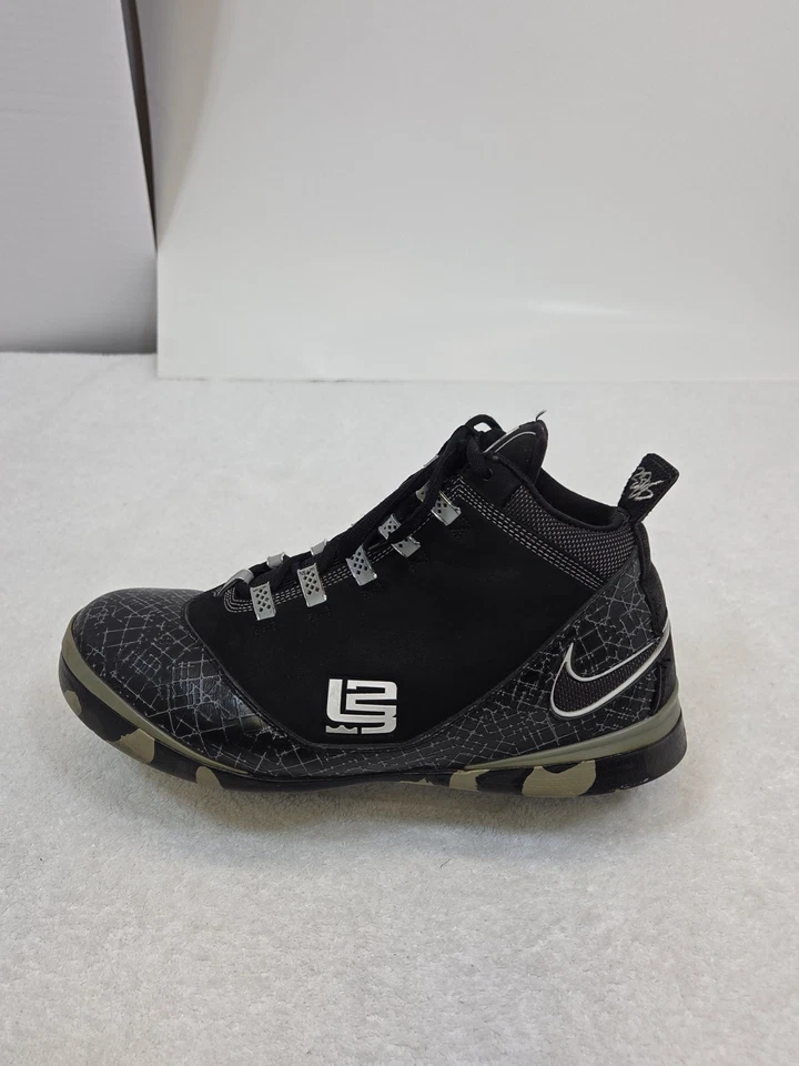 耐克 Lebron Zoom Soldier 2 男式 11.5 码篮球鞋 319407-001 Y2K 款式 — 第 2/4 张图片