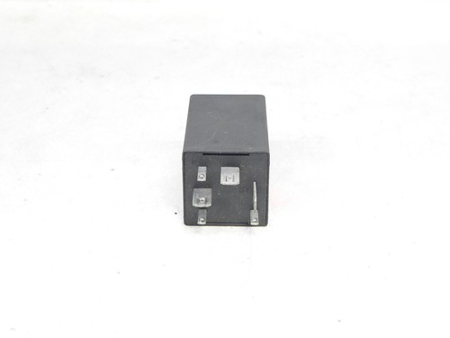 VOLKSWAGEN VW AUDI RELAY TRNASMITTER RELAIS RELAY 8D0919578A