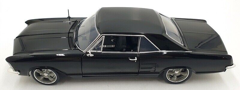 Acme 1/18 Scale Diecast A1806307 1964 Buick Riviera Custom Acme 1/18 Scale Diecast A1806307 1964 Buick Riviera Custom