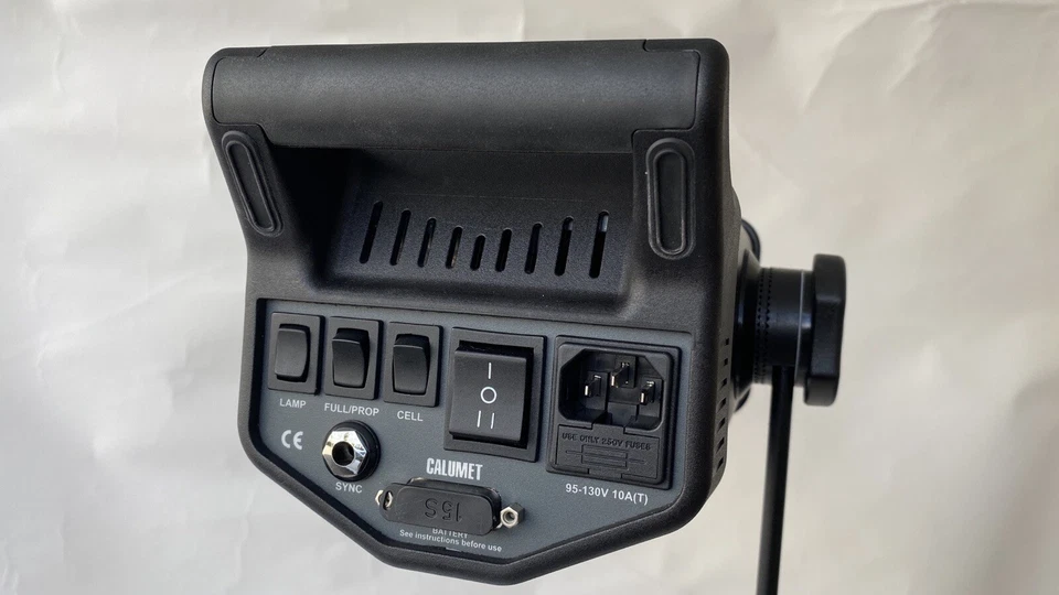 Calumet Strobe Lighting Kit - Image 4 of 4