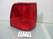 03 04 05 06 Lincoln Navigator DRIVER Side Tail Light Used Rear Lamp #1154-T 