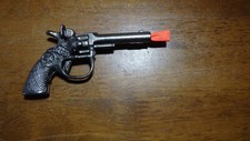 VINTAGE DAISY PISTOL DIE CAST  TOY CAP PISTOL 1950S BX 0 50