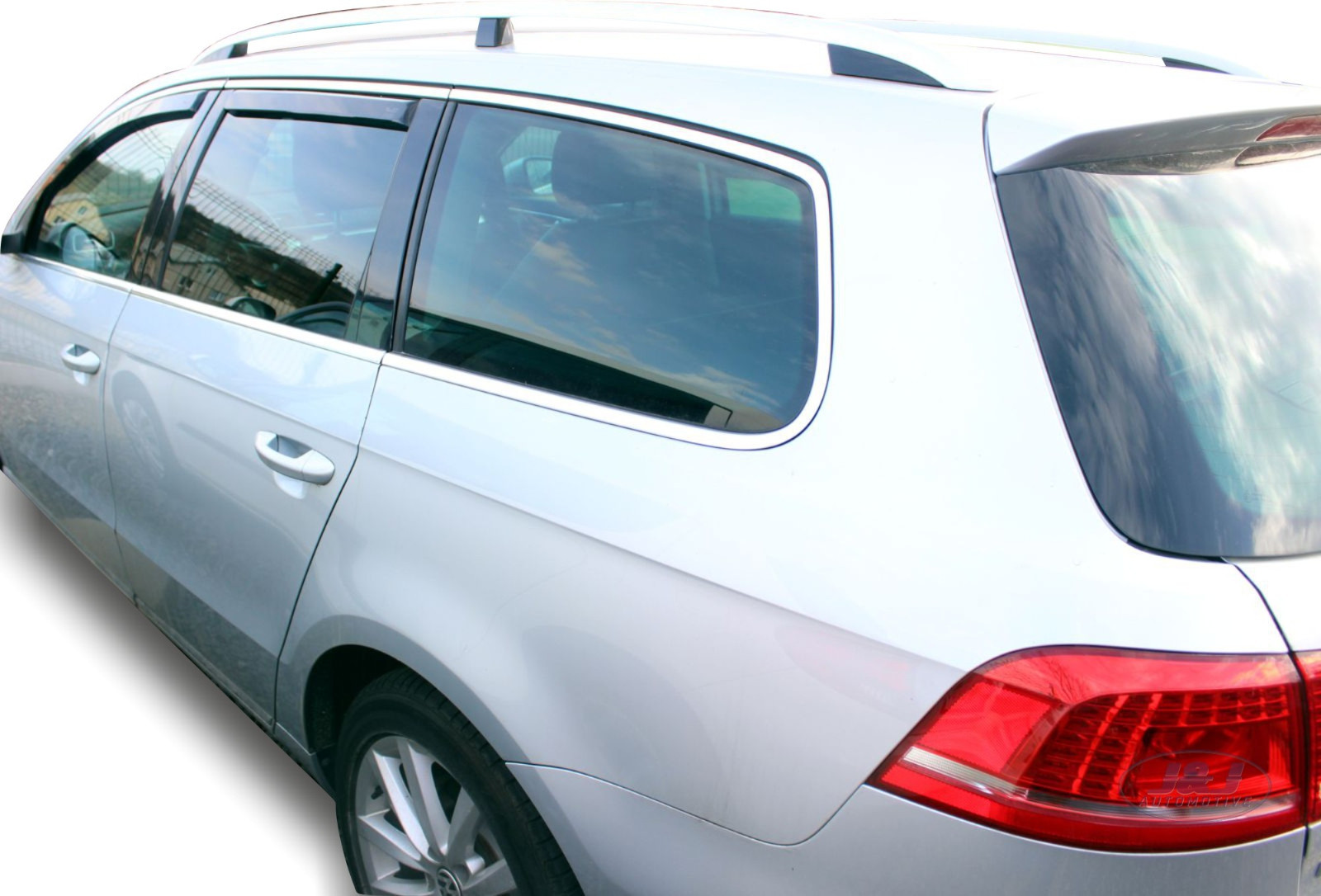 Deflettori D'aria J&J Automotive Per Fiat Tipo 4/5 Porte (dal 2015) – Set 2 Pezzi Anteriori, Antinturbo, In Acrilico Grigio