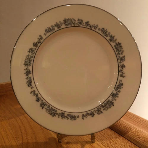 Lenox Promise Salad Porcelain Plate w/ Platinum Trim ~ NEW