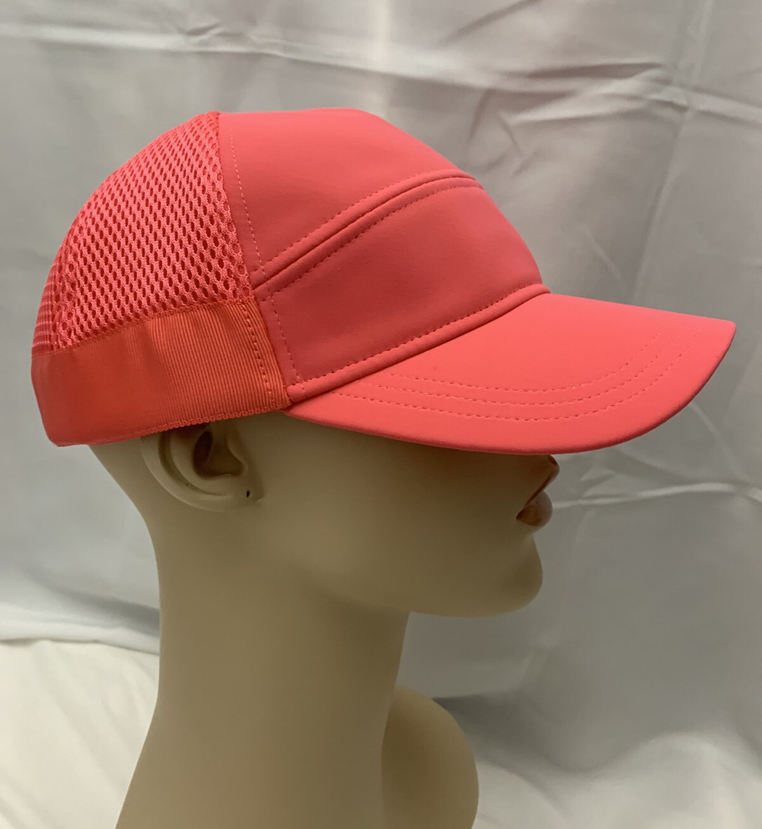 Lululemon Dash and Splash Cap II NWT GLSY Glossy Pink O/S 