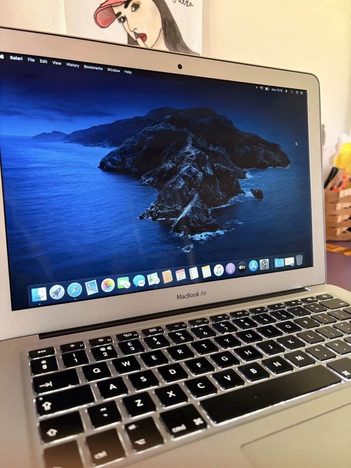 Apple MacBook Air 13" 2012 · i5 · 4GB · 128GB, foto 2 di 3