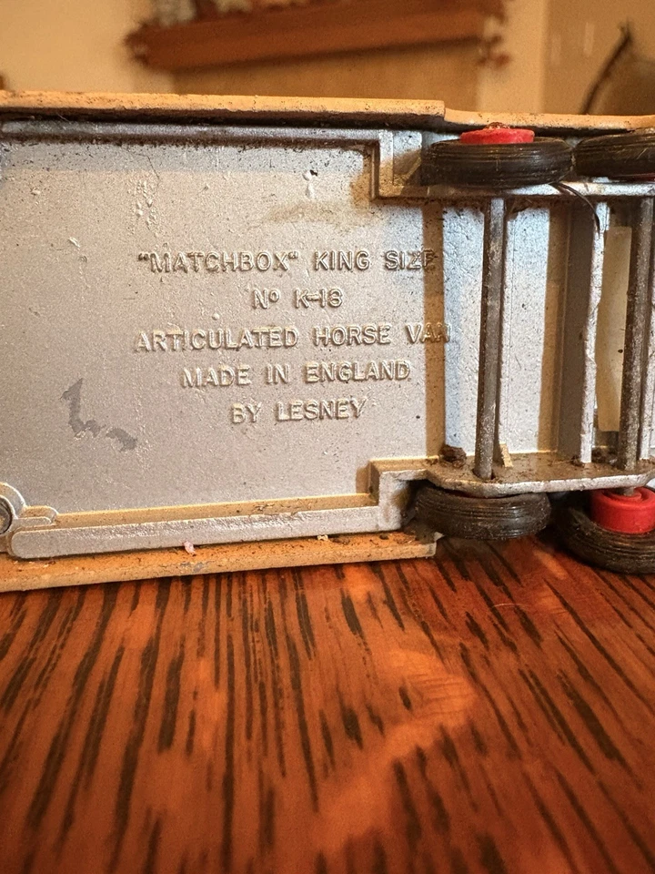 Винтажный спичечный коробок Lesney королевский размер K-18 Dodge трактор и конюшня Ascot фургон для лошади - Изображение 4 из 4
