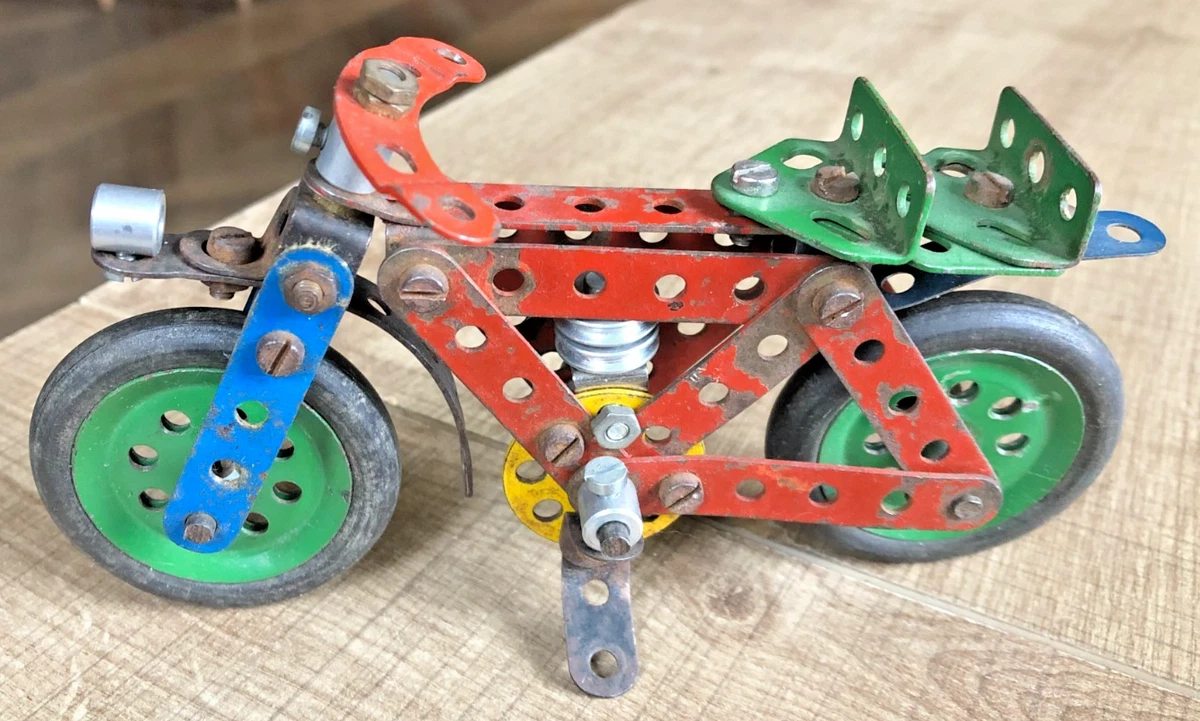 Gros Lot Meccano Ancien En Tôle – Années 10-20 – Avec Moteur D'époque