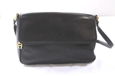 Etienne Aigner Women's Cowhide Leather Crossbody Bag BE5 Black One Size
