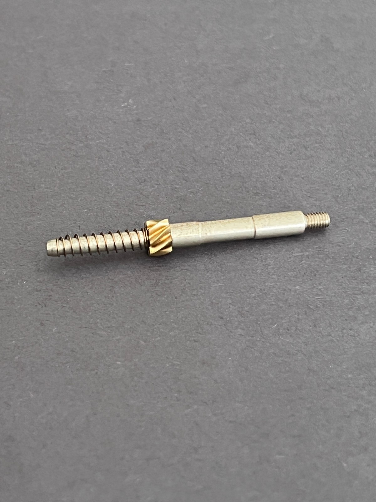 DAIWA MC1,MG1 SPINCAST REEL PART MAIN SHAFT #710-9201