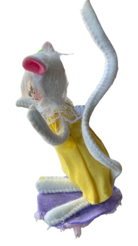 Annalee Dolls Girls Easter Holiday Cute Yellow Dress Mouse 5 inches Tall - Picture 9 of 12