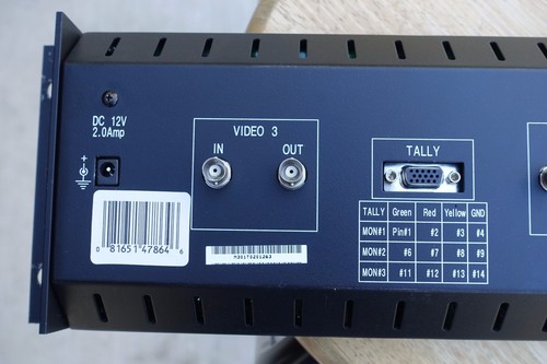 TOTEVISION LCD-500x3 Rack Mount NTSC/PAL 5.6" TFT LCD Monitor - TESTED!!! - Picture 3 of 5