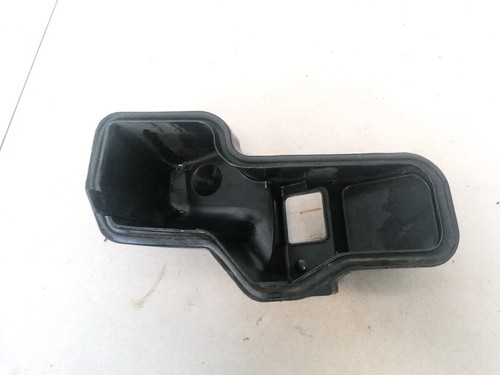 Audi A6 2000 Headlight bulb dust cover cap 15381400, 153814-00 #1152820-27