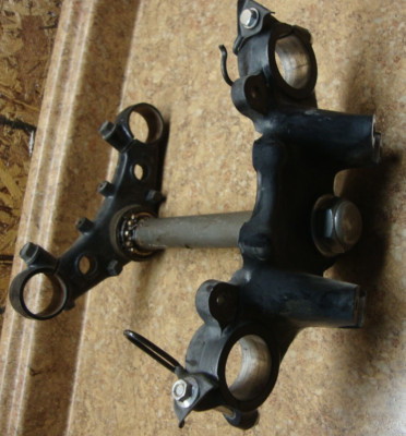 1982 Honda GL500 GL 500 Silverwing 82 Triple Tree Fork Clamp Handlebar Mount  
