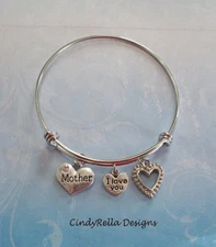Pretty Silver Mother Heart Expandable Bangle Bracelet