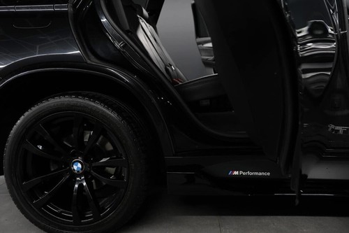 GLÄNZEND SCHWARZ SEITENAUFKLEBER ROCK AUFKLEBER VINYL BMW X5 X6 F15 F16 F85 M LEISTUNG - Bild 5 von 13