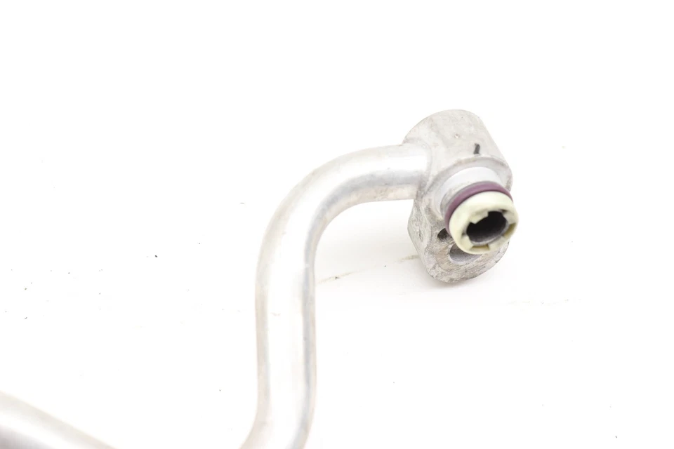 BMW M6 Gran Coupé 2014-2016 4,4 L - manguera/línea/tubo de aire acondicionado 9218930 Foto 2 de 4