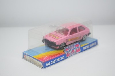 C13 1:43 NOREV FORD FIESTA PINK CARAMBAR MIB