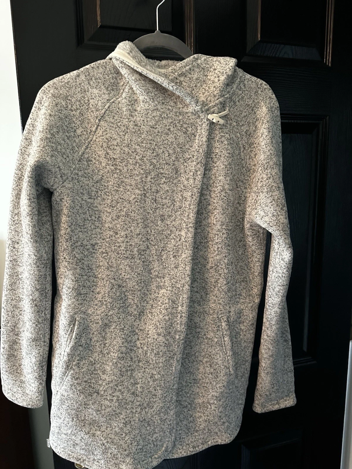 North Face Jacket Sherpa Lined Womans Hoodie S Toggle Closure Asymmetrical Gray
