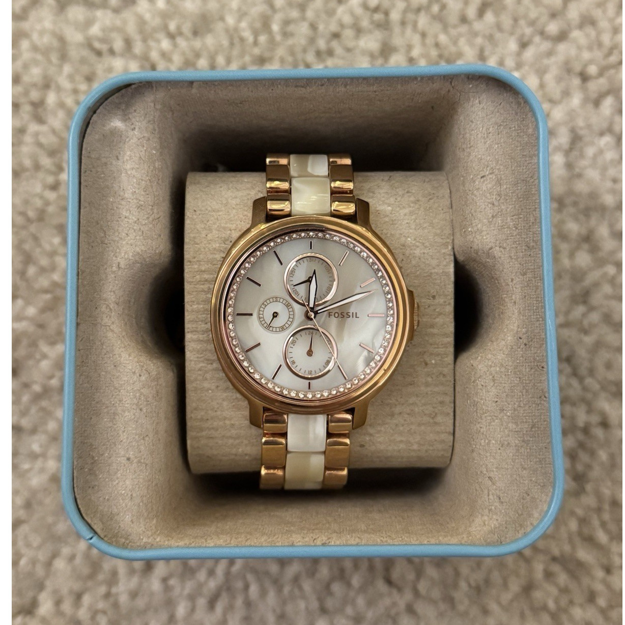 Fossil ES3890 Women’s Rose Gold Analog Watch w/ Original Box