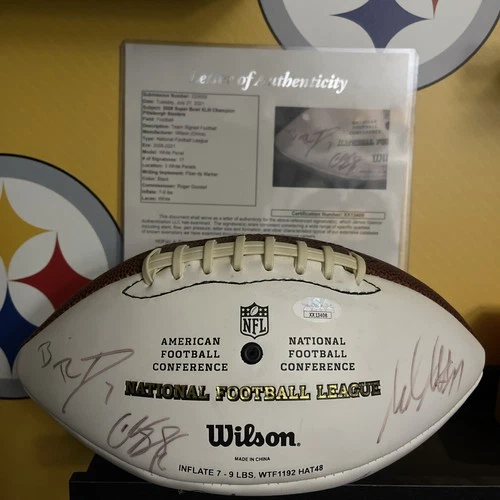 Pittsburgh Steelers 2008 SB XLIII Champion Team Signed Roethlisberger Football!