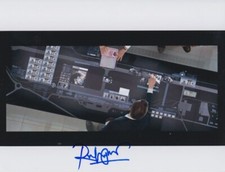 RUFUS WRIGHT 007 JAMES BOND AUTOGRAPH AS THE TREASURY AGENT IN QUANTUM OF SOLACE