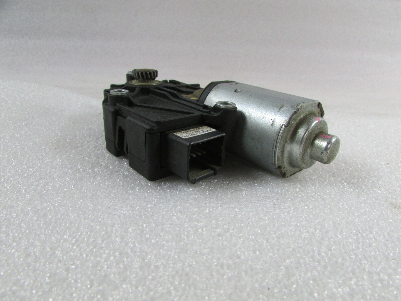 Maserati Quattroporte, Roof Motor, Used, P/N 980139305