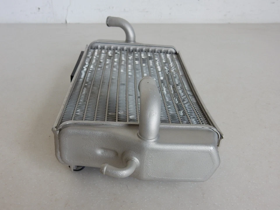 Radiador izquierdo refrigeración lateral sin relleno para Honda CRF450 19015-MEB-671 2002-2004 Foto 3 de 4