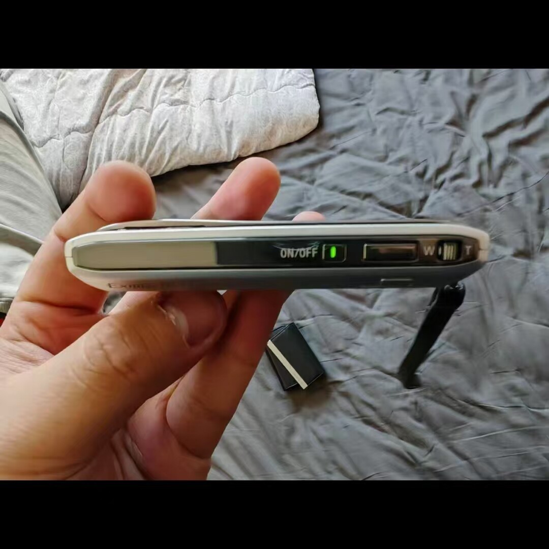 Cámara digital Sony Cyber-Shot DSC-TX5 10,2 MP CMOS vintage - 100 % funcionando - plateada