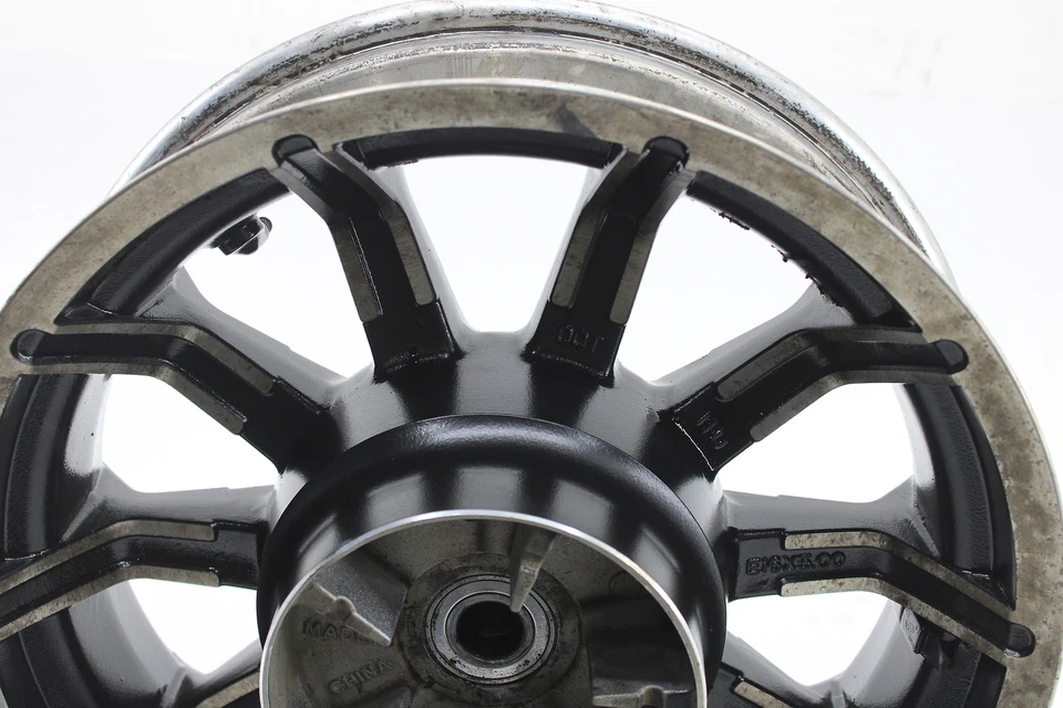 Harley-Davidson Road Street Glide 2020-2023 rueda trasera impulsor de 10 radios 16x5. Foto 2 de 4