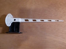 PLASTICVILLE - RAILROAD ACCESSORIES - INDIVIDUAL PARTS  - CROSSINGS GATES
