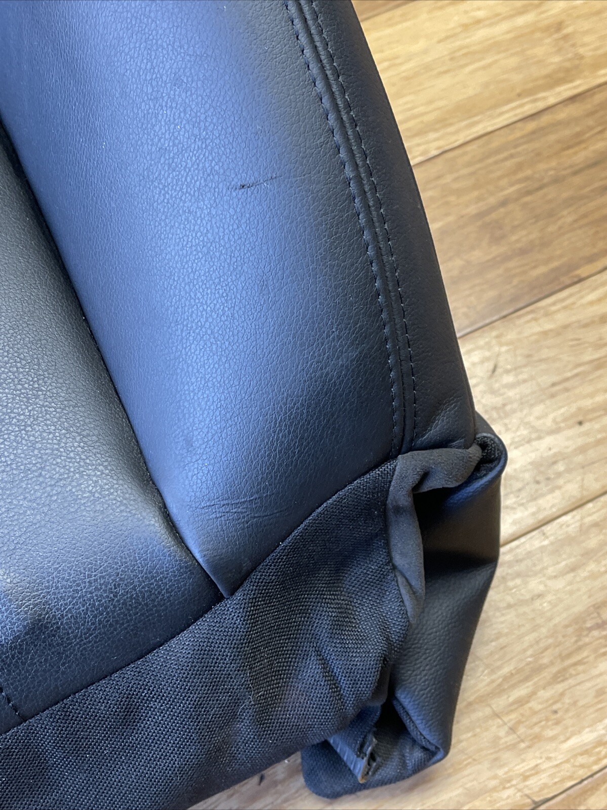 2017-2024 Maserati Ghibli M157 Front Right Upper Seat Cushion Pad Black OEM