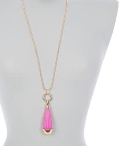 $44 Trina Turk Carved Pink Teardrop Pendant 31” Necklace X812 - Picture 2 of 2