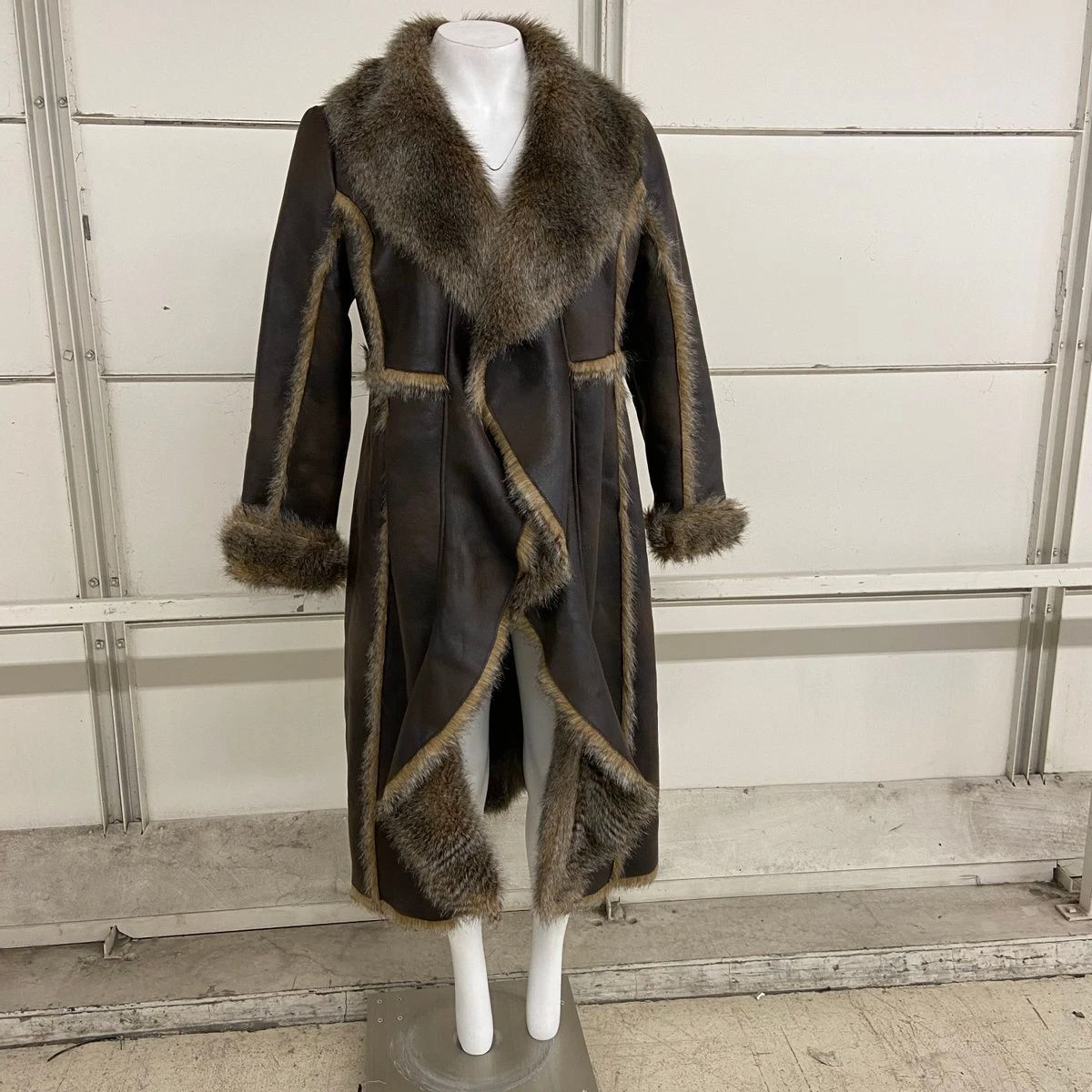 Wolf fur hotsell coat womens