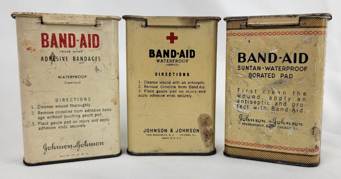 Johnson &amp; Johnson BAND-AID Bandage Hinged Tin Can Red Cross Antique ...