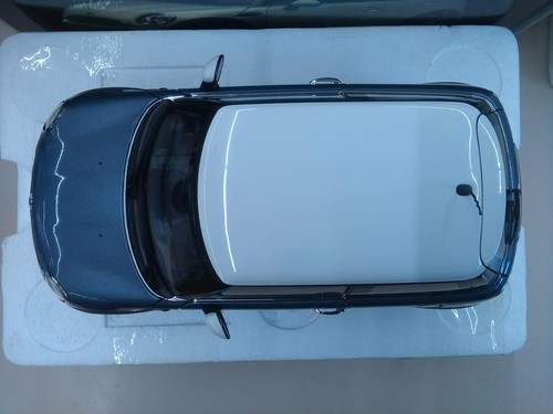 Kyosho Blu Mini Cooper - Foto 2 di 10