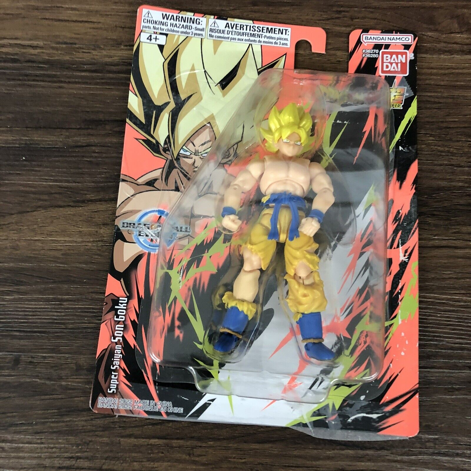 Dragon Ball Evolve - 5" Super Saiyan Son Goku Action Figure New Open/Damaged Box