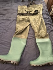 Waterproof Chest Waders Fly Fishing Hunting Stocking Foot Wader Pants with Boots