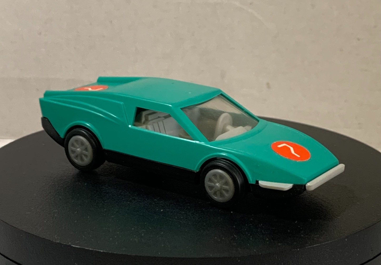 Picture 9 of 12