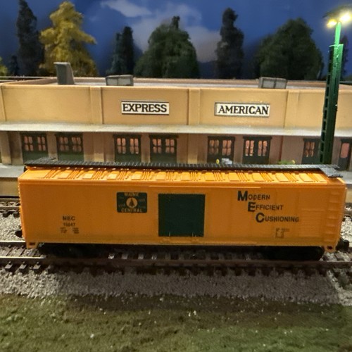 Coche de caja realista escala N Maine Central 50' MEC #10047 | Zustand: Used