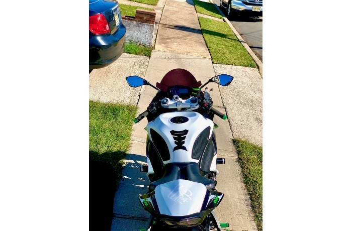 Bouchon rapide vert de réservoir Versys 650 pour vos sorties et road trips - 3