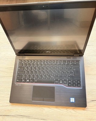Fujizu U749 Notebook Core I5 Windows 11 Pro 16GB