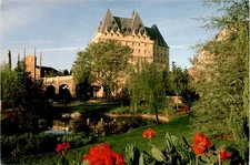 FL, CANADA, WORLD SHOWCASE, Circle-Vision 360 movie, Eskimo crafts, Postcard