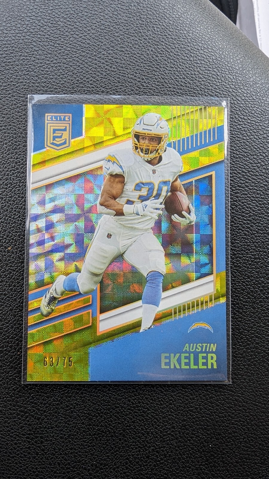 2022 Panini Donruss Elite Yellow /75 Austin Ekeler #43