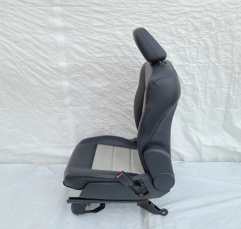 2007 Jeep Compass Front Right Passenger Side Seat Bucket Manual Leather OEM Foto 2 de 4