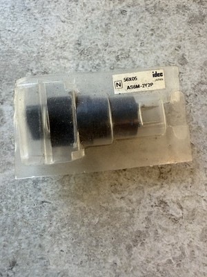 IDEC Corporation AS6M-2Y2P Switch Selector N.O./N.C. DPDT 90 Regler STOCK K4295