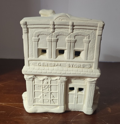 Vintage Wee Crafts General Store CR598 Unpainted Plaster Christmas Village 1982