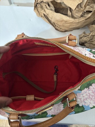 Dooney & Bourke Flowers Hydrangea Handbag NWOT - Picture 8 of 11