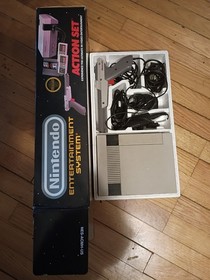 Original Nintendo Entertainment Center Action Set With Include Super Mario 3